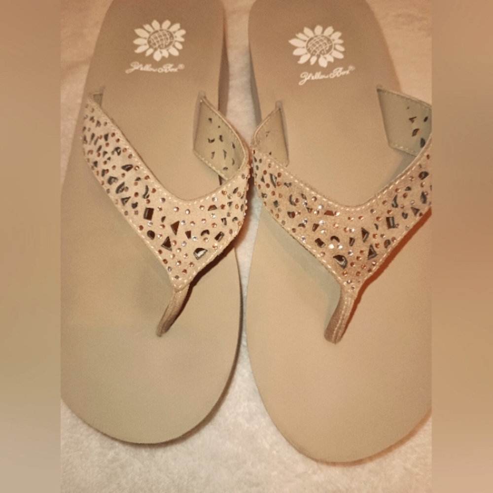 Yellow Box sparkly sandals